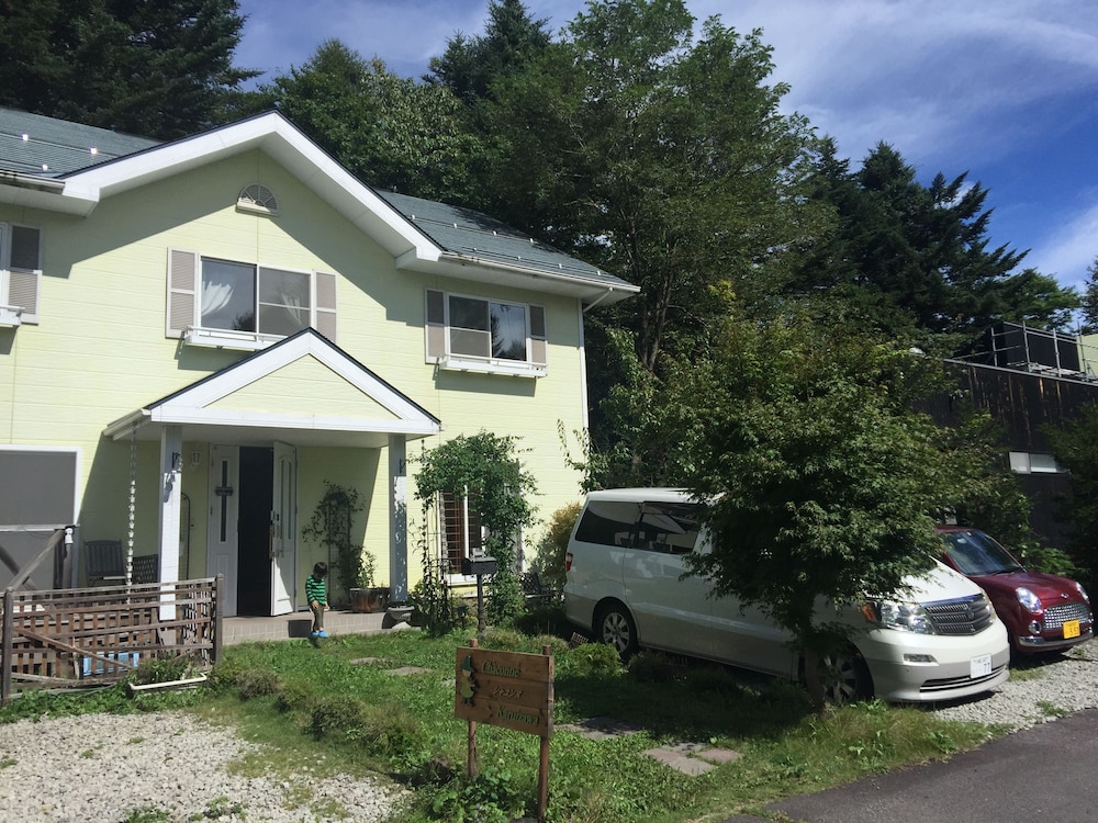 Guesthouse Chaconne Karuizawa