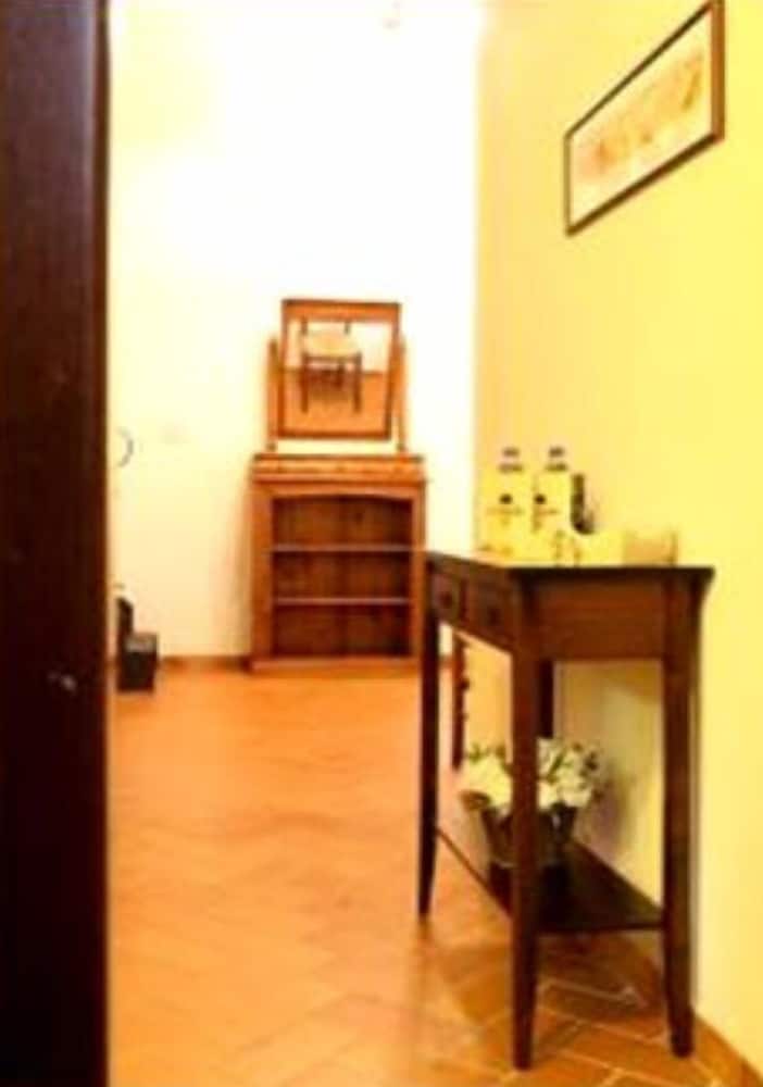Photo 34