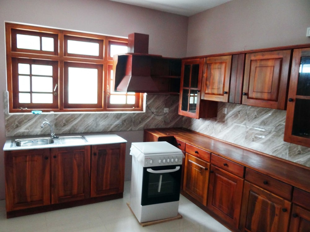 Dilray Villa