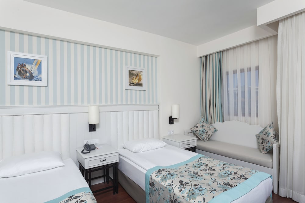 Monachus Hotel & Spa - All Inclusive
