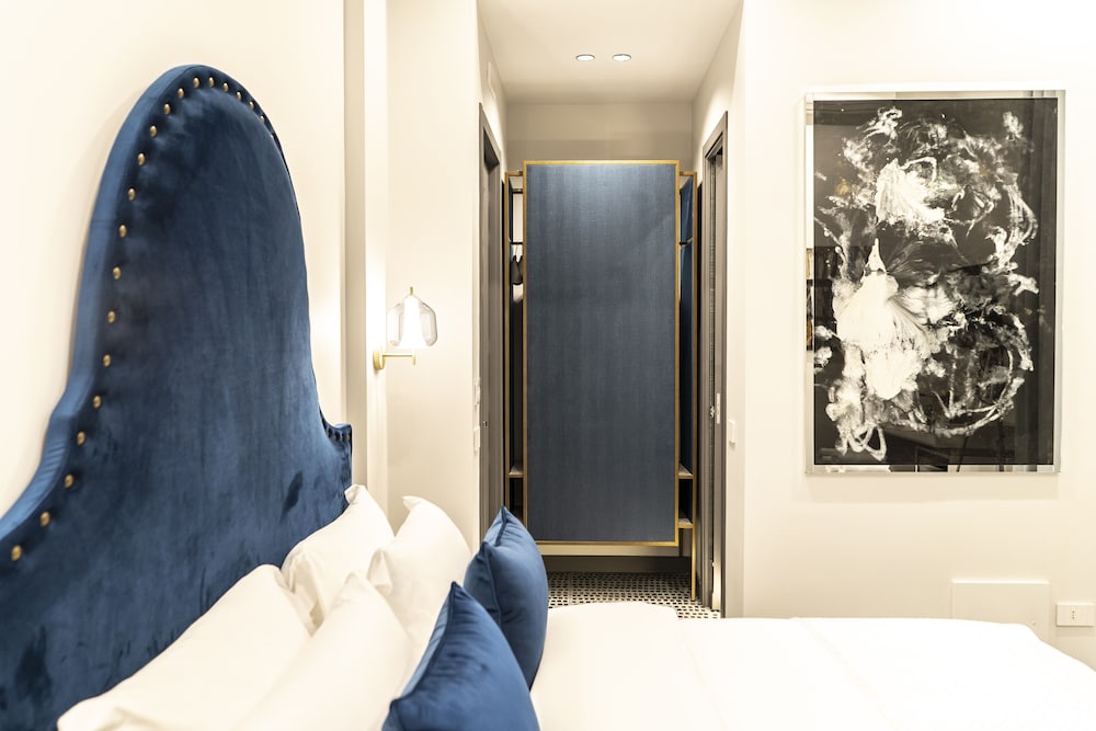 Three Rooms Toledo Luxury