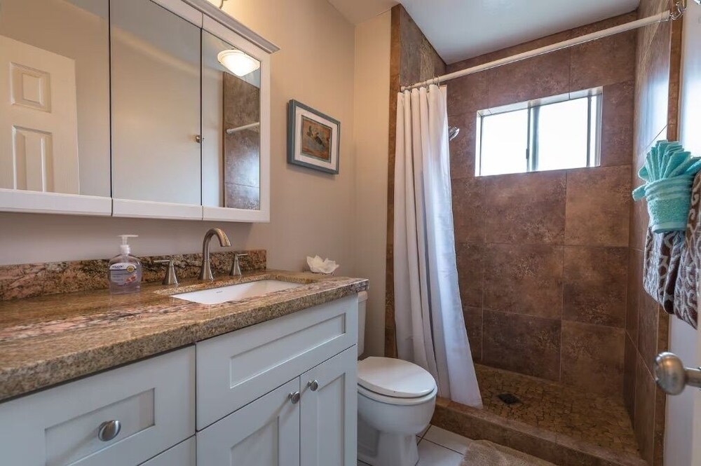 Menehune Shores 601 2 Bedroom Condo