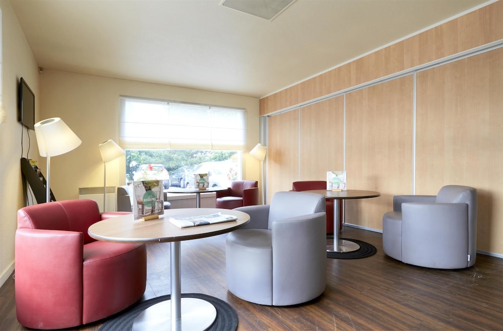 Chalon-Sur-Saone Vacations - Hotel Campanile Chalon Sur Saone - Property Image 8