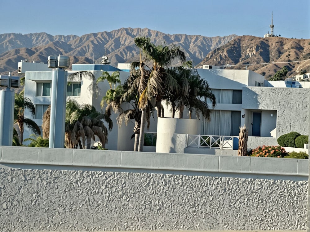 StaysPro - Hollywood Homes Minutes to Everything