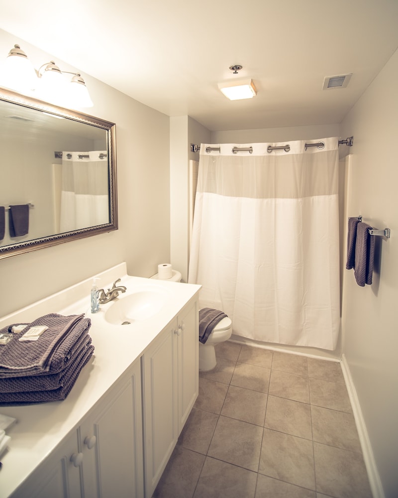 Water Street Retreats