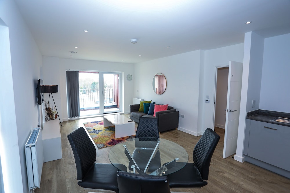 Exquisite One Bed Apartment