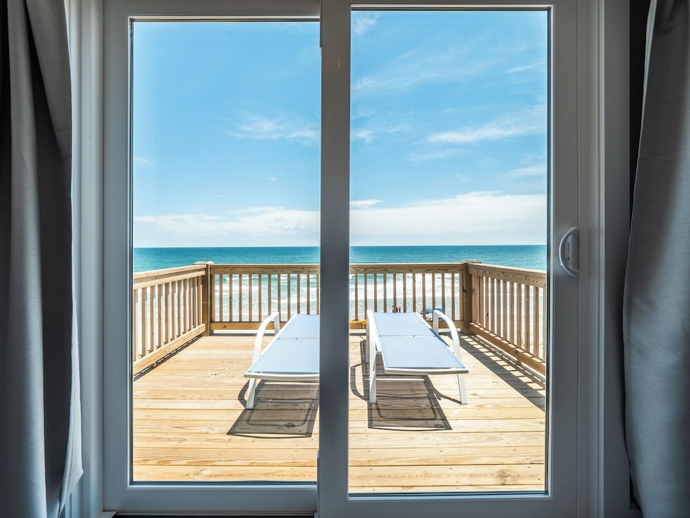 Next to Sea Gallery by Topsail Realty