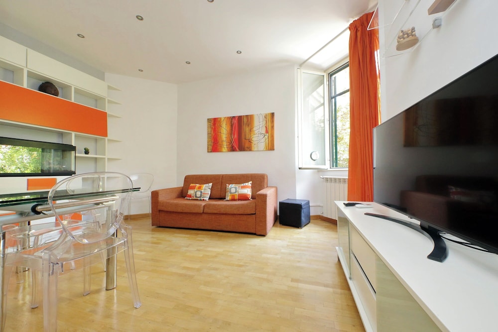Cozy flat neat the Univesity