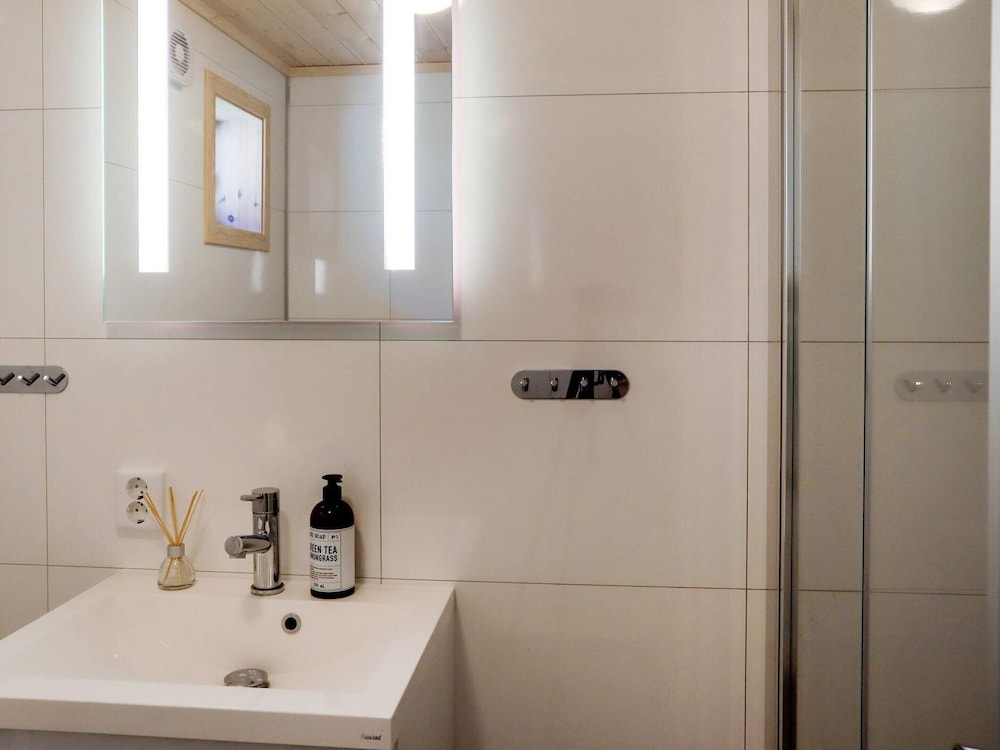 10 Person Holiday Home in Sondeled-by Traum view 3
