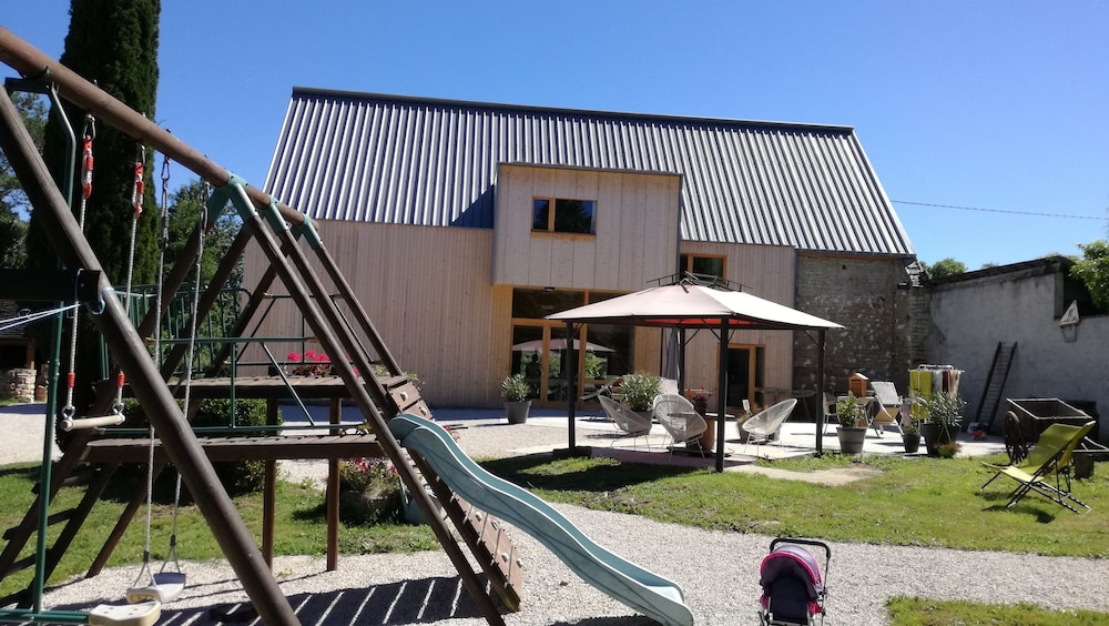 Photo 46