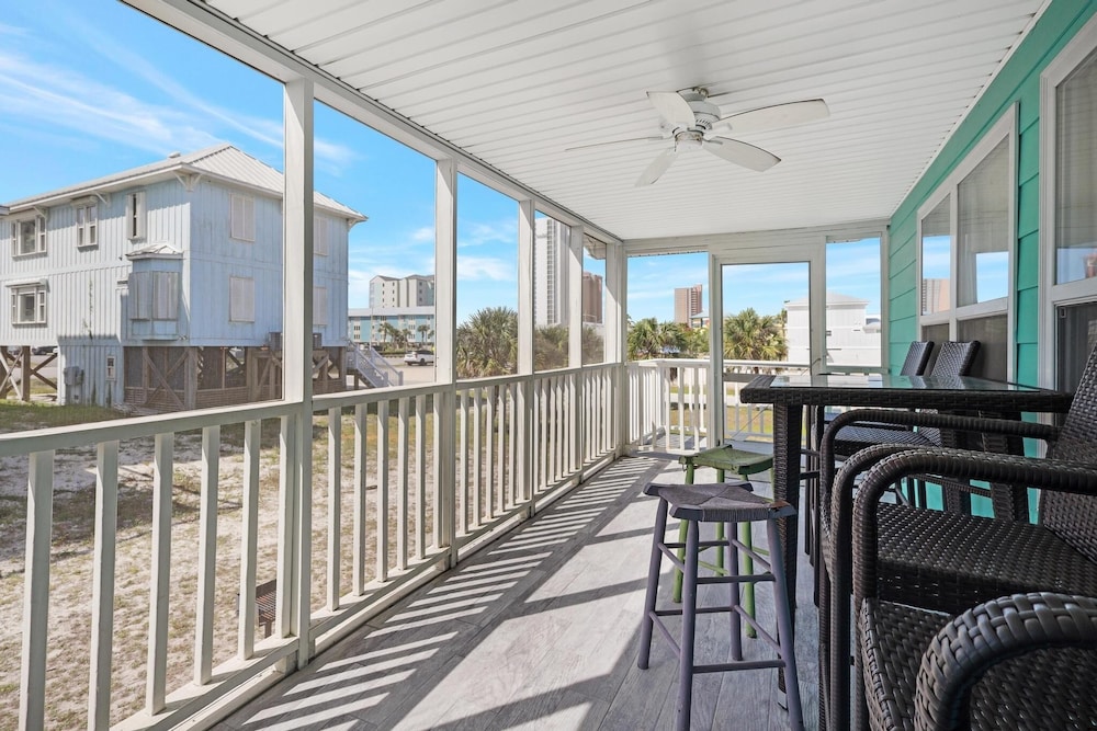 West Beach  3 Bedroom Cottage by RedAwning