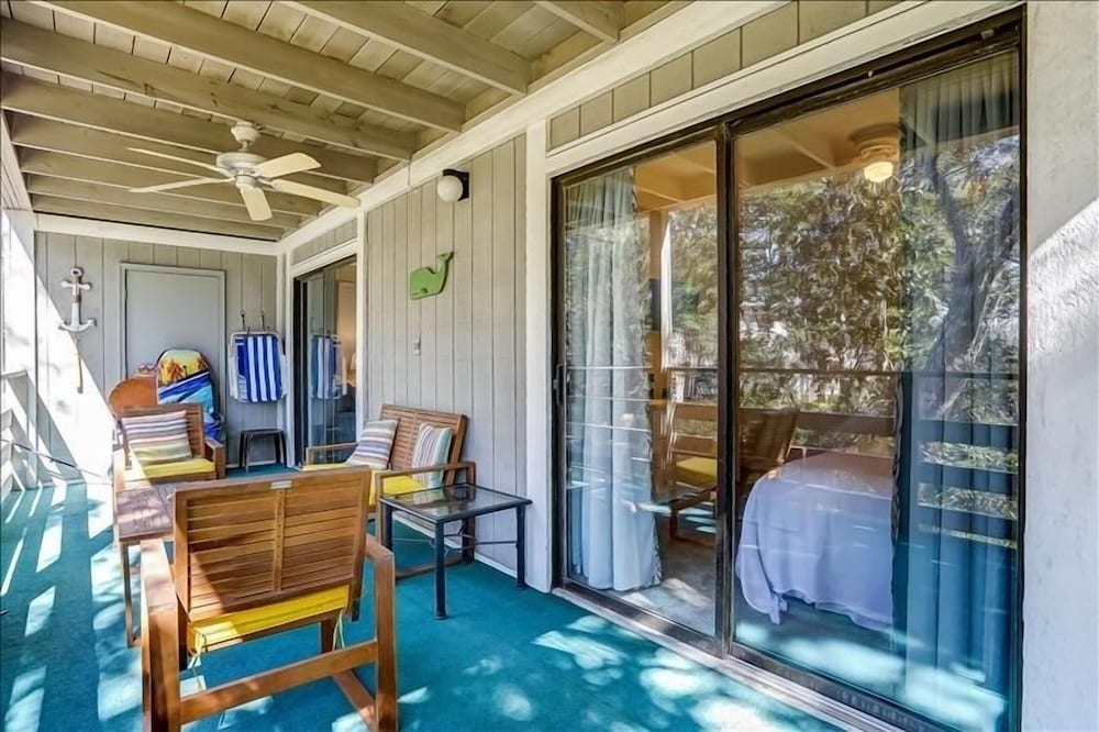 Newly Renovated Condo with Easy Access to Pool and Tennis Courts by RedAwning