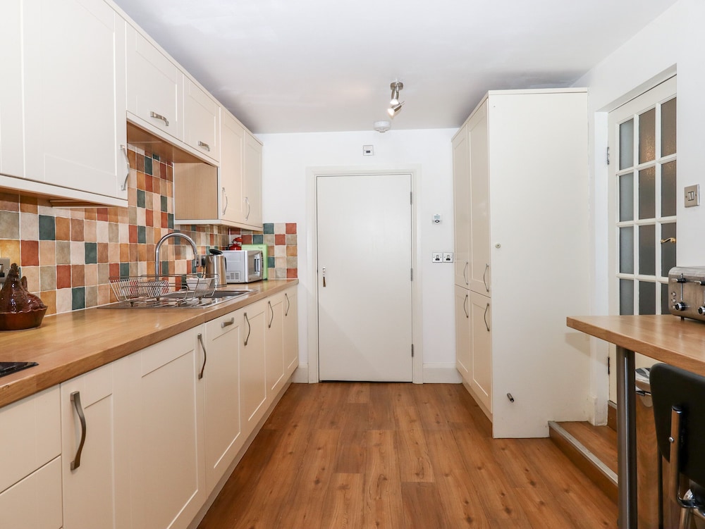 Twelve Oaks Farmhouse