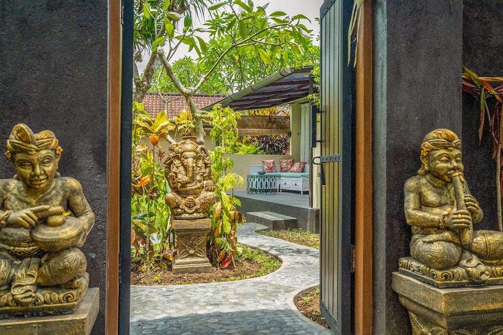 Devi's Place