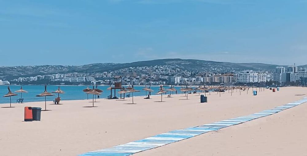 Heart Tangier Marina & Mall 1 min away