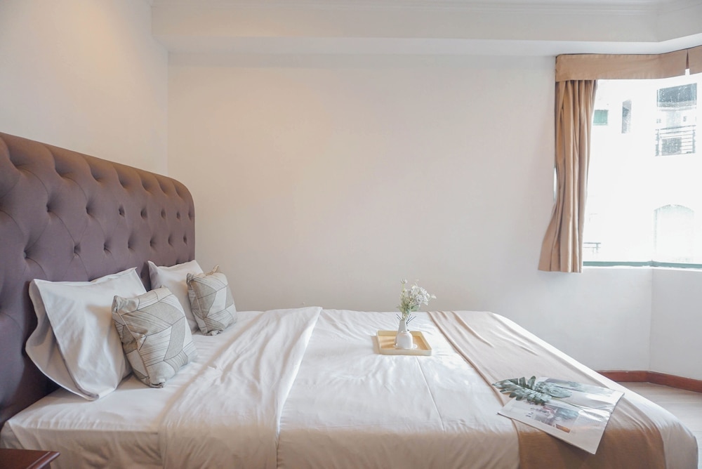 Spacious And Luxury 3Br At Sudirman Tower Condominium Apartment