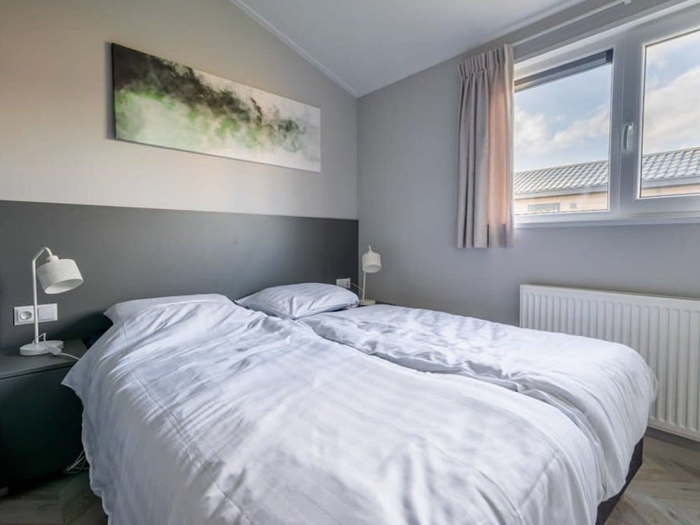 Modern Chalet in a Holiday Park, Bordering the Hoge Veluwe National Park view 2