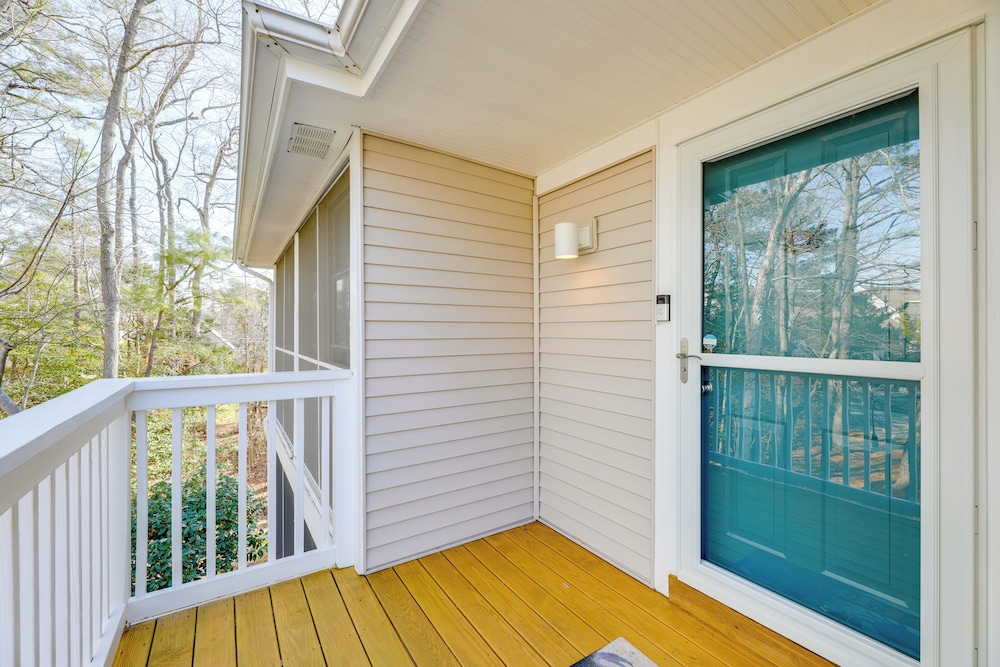Spacious Sea Colony Condo w/ Pool Access!