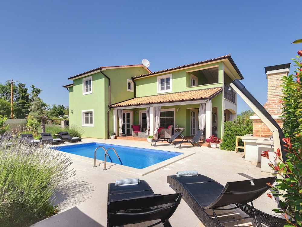 Detached Villa With Swimming Pool in the East of Istria Near the Sea view 4