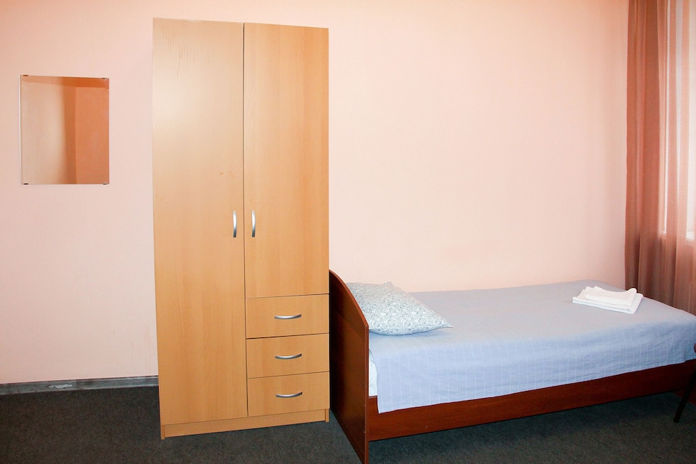Allis Hall Hostel