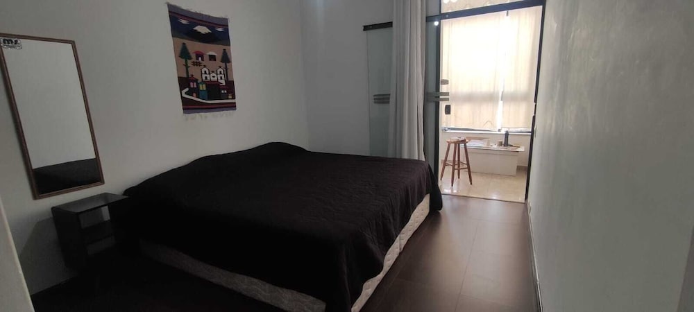 3 quartos na Savassi próximo a SKEMA