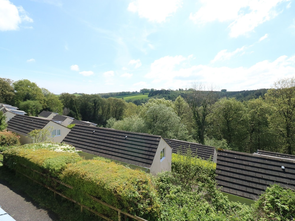 5 Forest Park Lodge