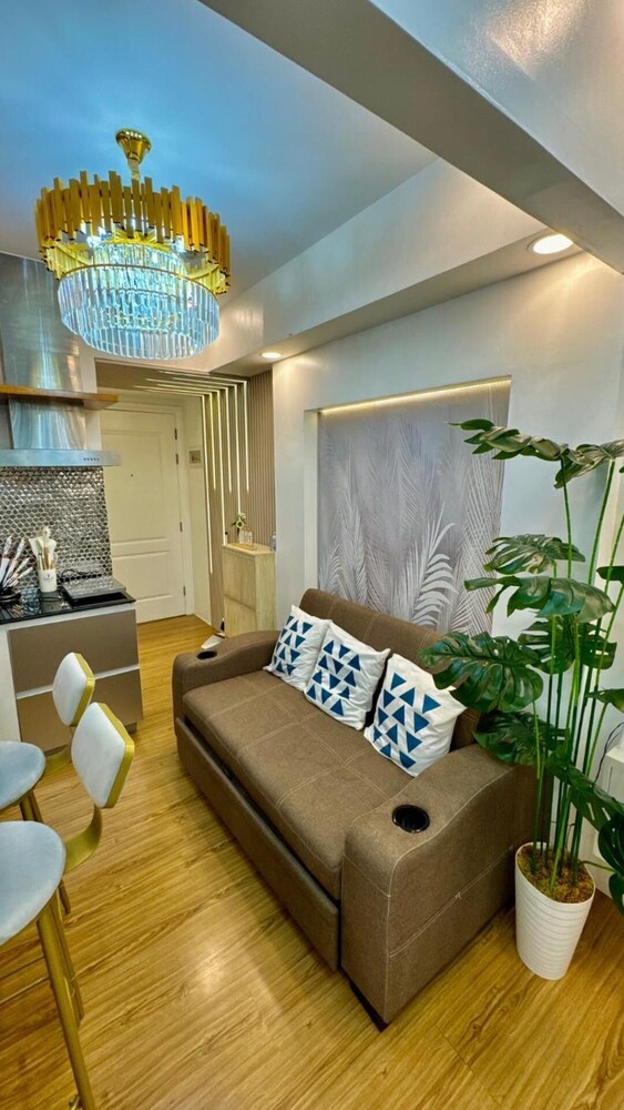 Azure Urban Resort Residences, 1BR Santorini 18th Floor