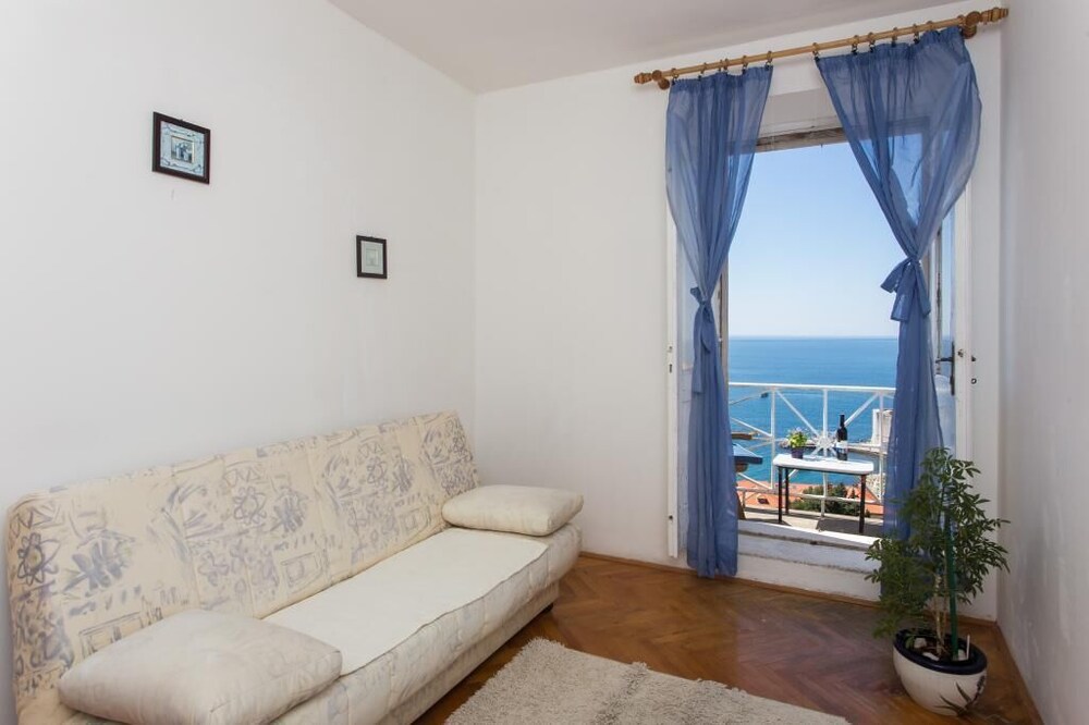 Ploce Apartments - Jelena