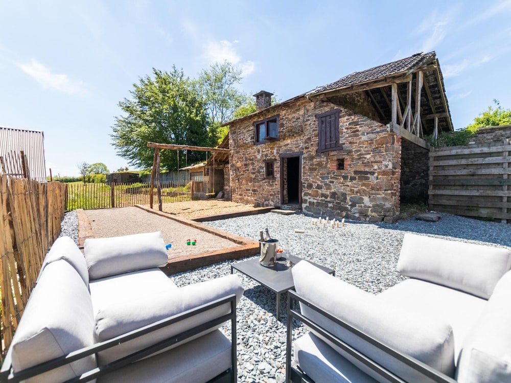Country House Near Coo Waterfalls With Jacuzzi