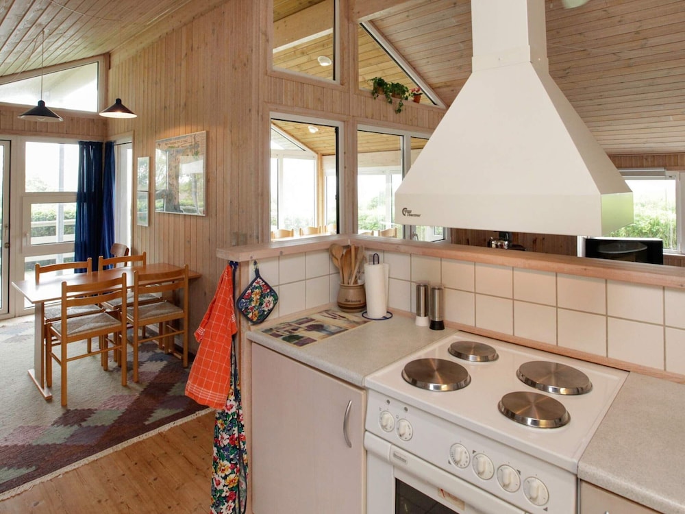 6 Person Holiday Home in Vinderup
