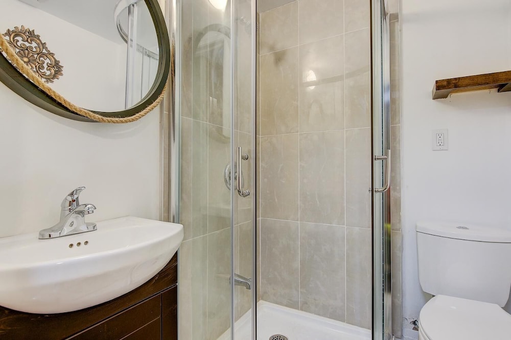 Spadina Guesthouse