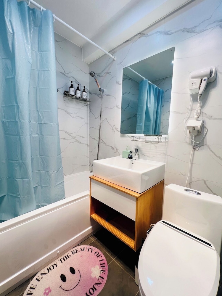 888 Female Only Hostel