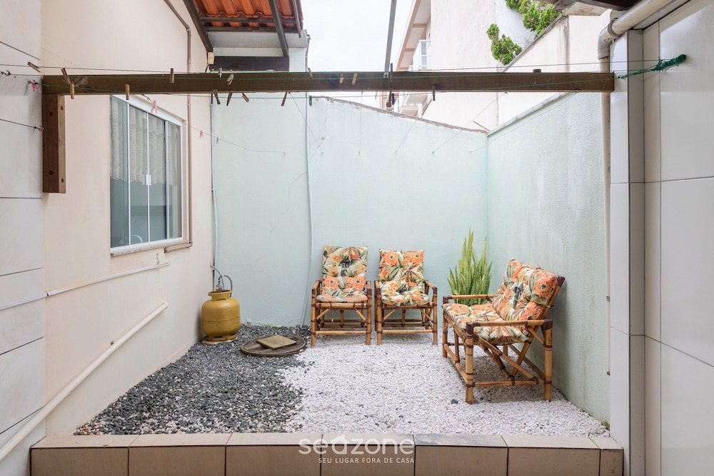 4 BR House w/ Pool, 500m From Beto Carrero Jrs0130