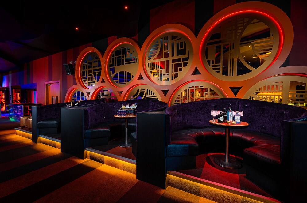 Ennis Vacations - Queens Hotel and Nightclub - Property Image 5