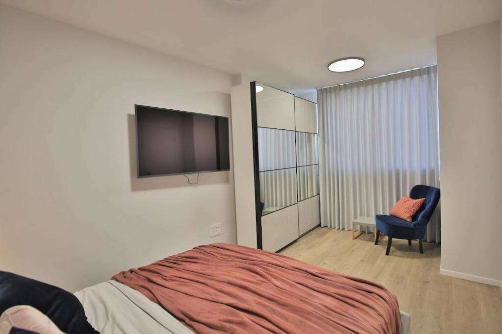 Cozy and stylish 1-bedroom apartment