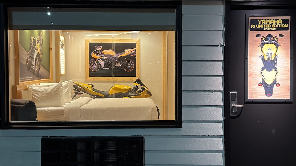 Motorcycle Inn