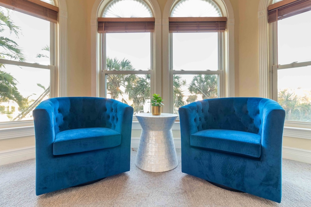 Coco Mango by Avantstay Chic and Private Captiva Escape