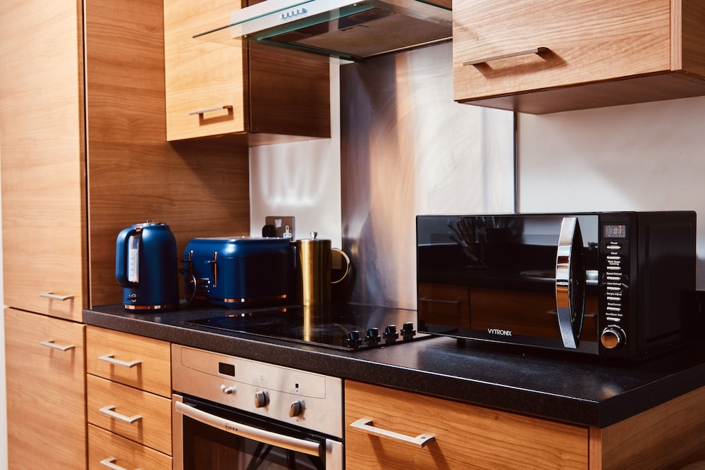 Deluxe City Centre Apt Balcony & View & Free Parking