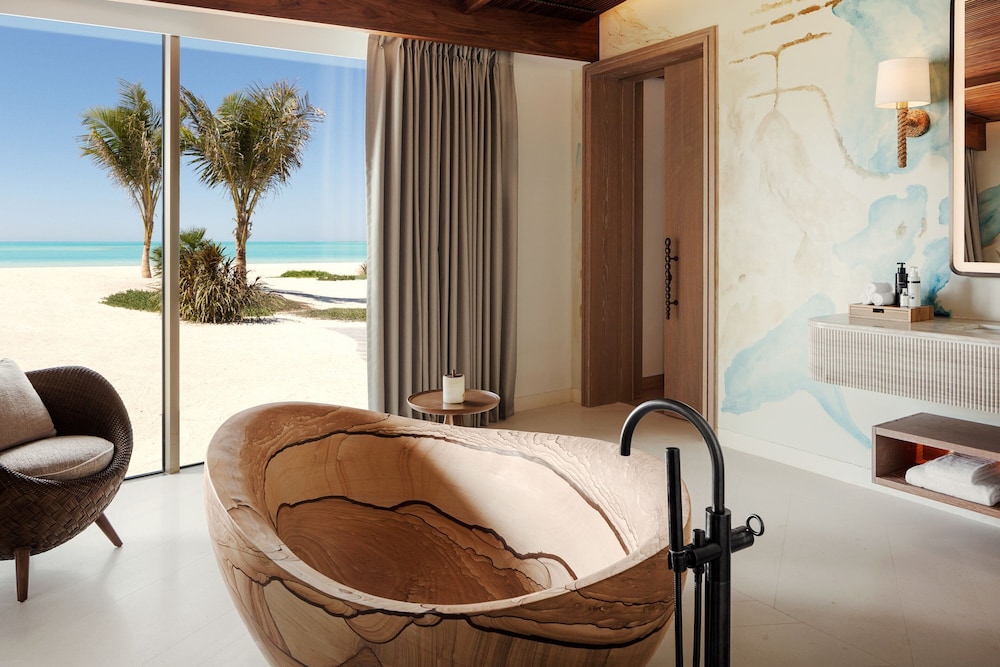 The St. Regis Red Sea Resort 21
