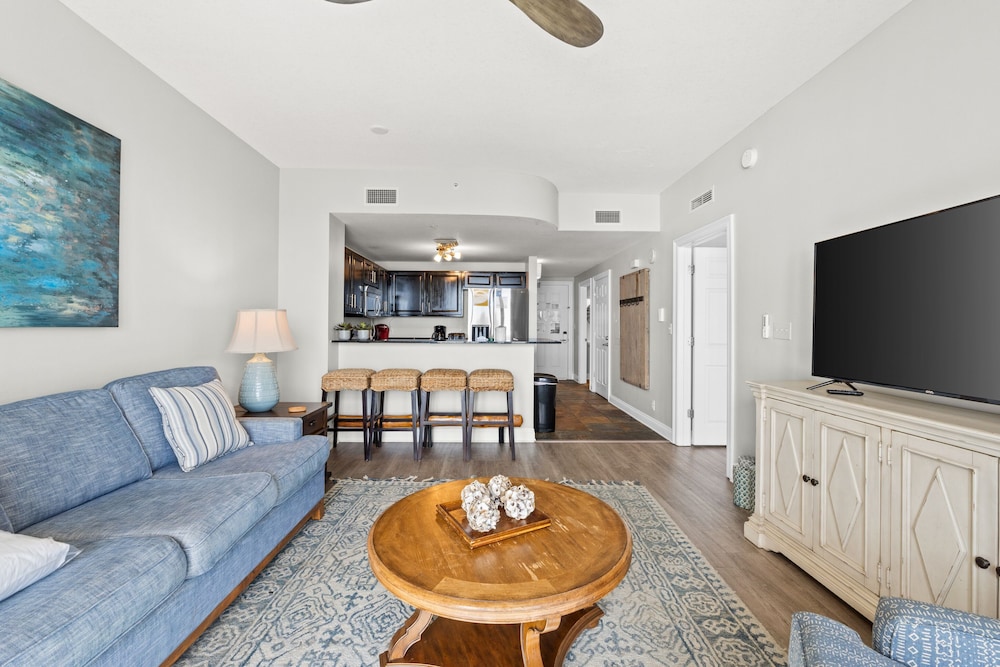 Calypso Beach Resort by Panhandle Getaways