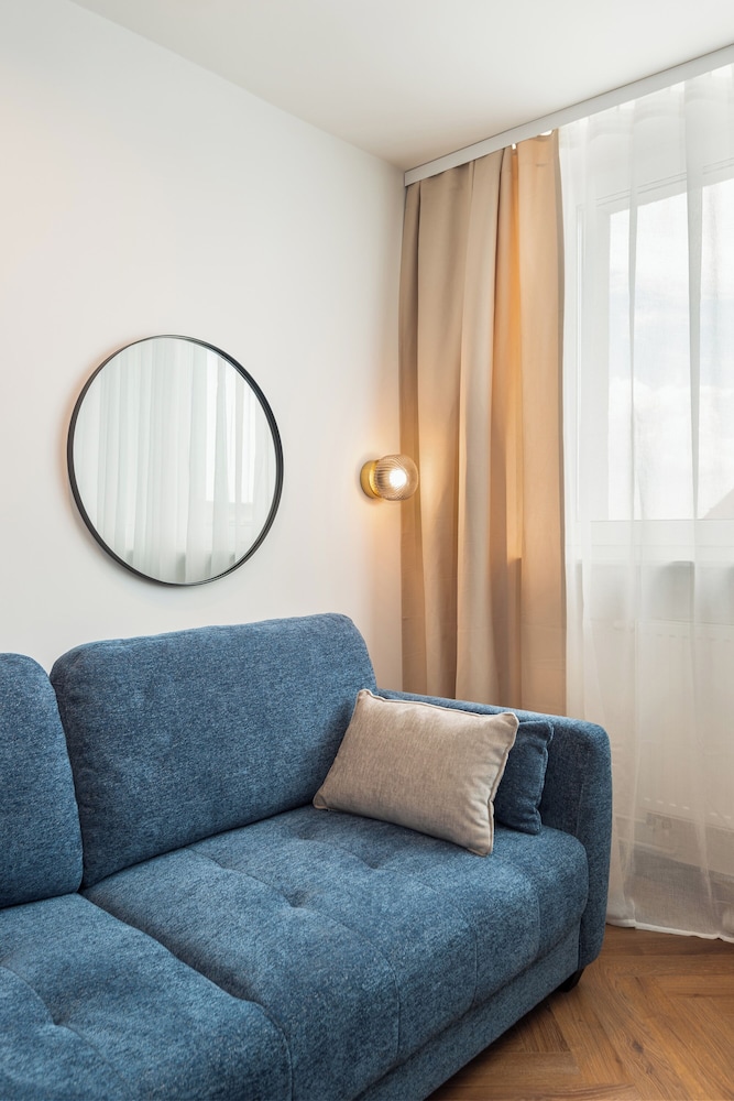 Crystal - by Kairos Apartments