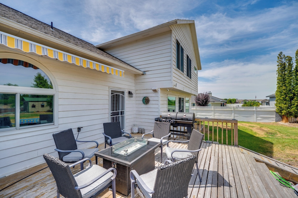 Private Hot Tub: Home Near Moses Lake Access