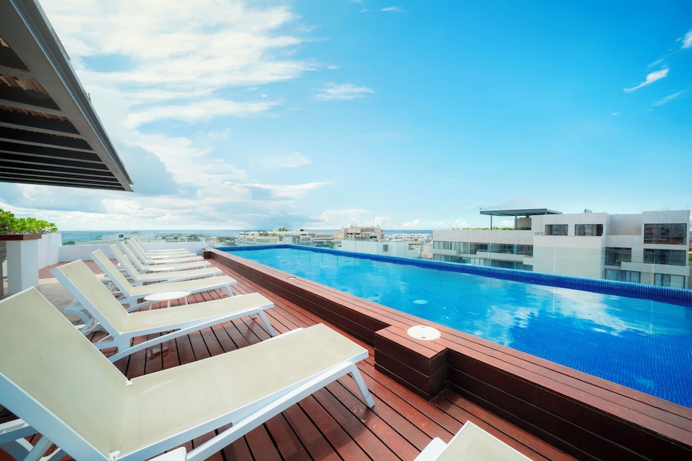 1 Bedroom Pool & Gym - Piedra Azul 605