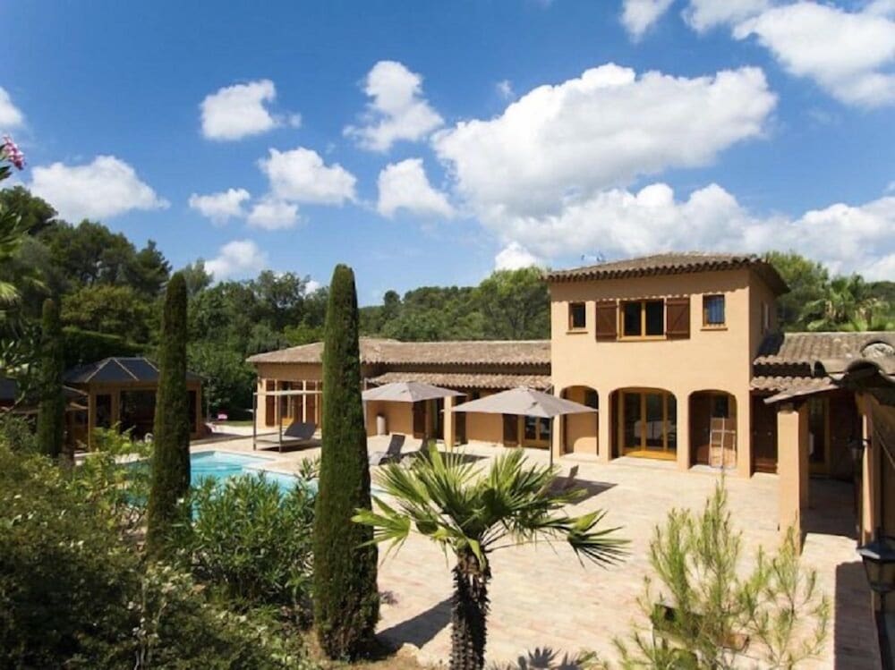 Hotel Domaine les Cigales - Image 1