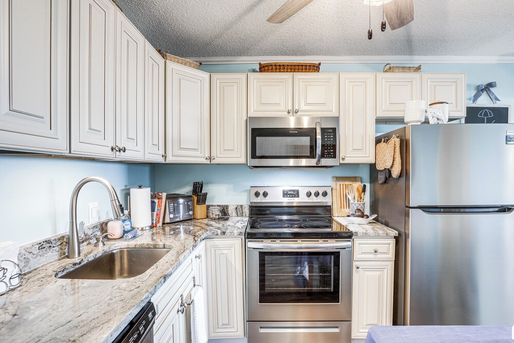 Scenic Oceanfront Condo in Myrtle Beach!