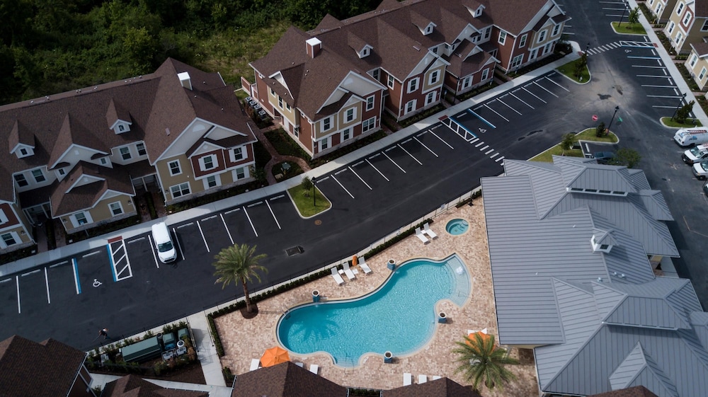New 4 BR 4 BA Villa Ground Zero to Theme Parks view 5