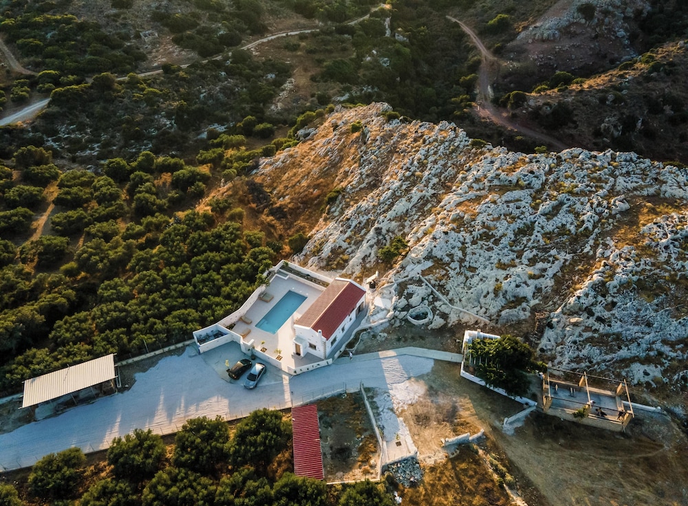 Villa Froudi