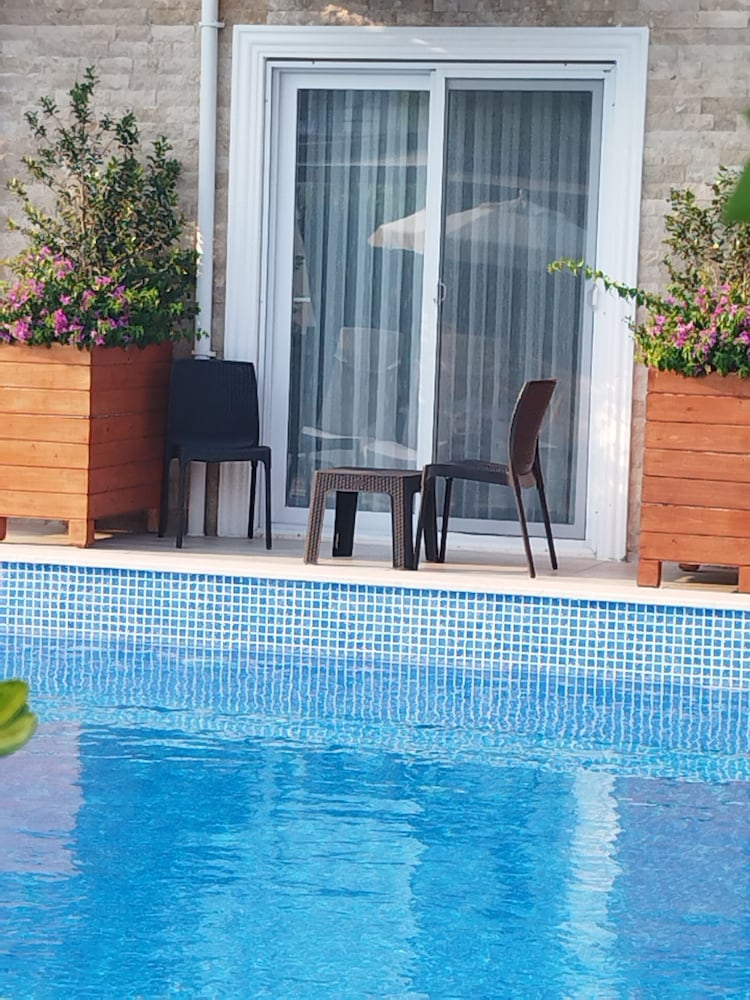 Vespera Hotel