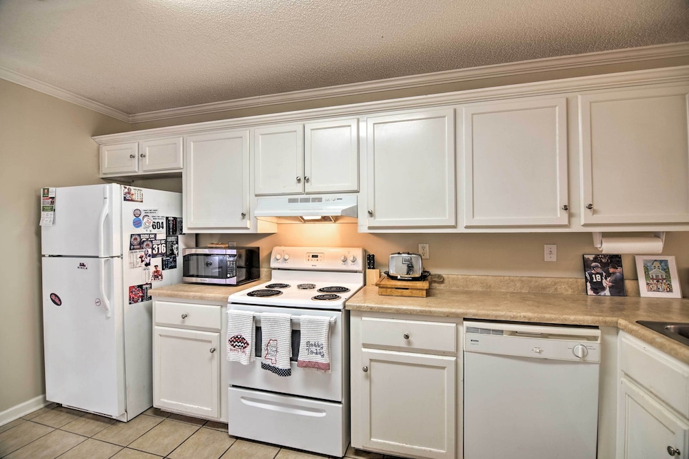 Oxford Vacations - Charming Oxford Home  1 Mi to Ole Miss Campus - Property Image 18