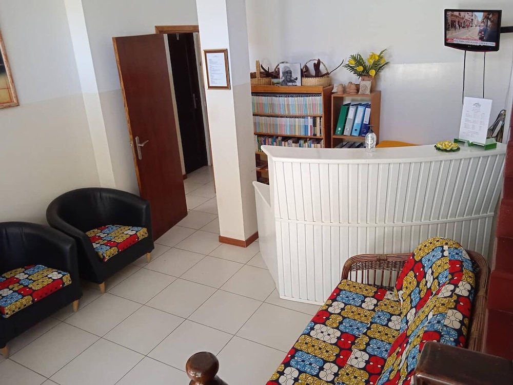 Room-very Comfortable bed in Mixed Dormi